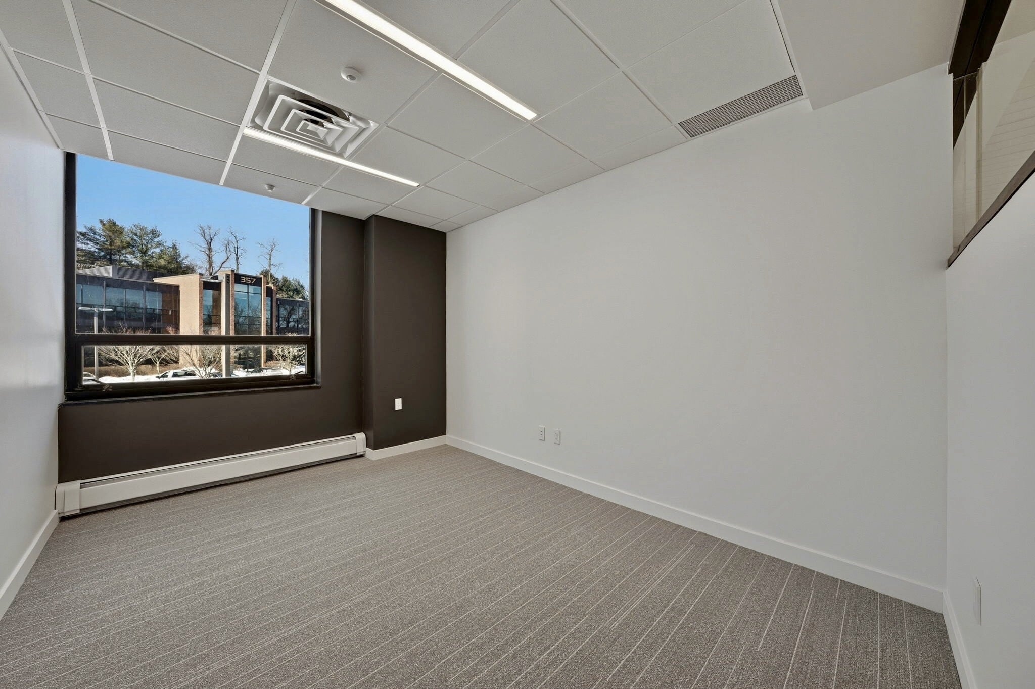 355 Main St, Armonk, NY for lease Interior Photo- Image 1 of 5