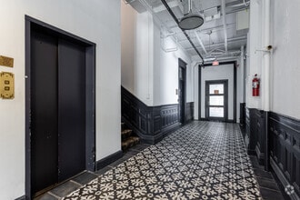 208 SW Harvey Milk St, Portland, OR for sale Interior Photo- Image 2 of 11