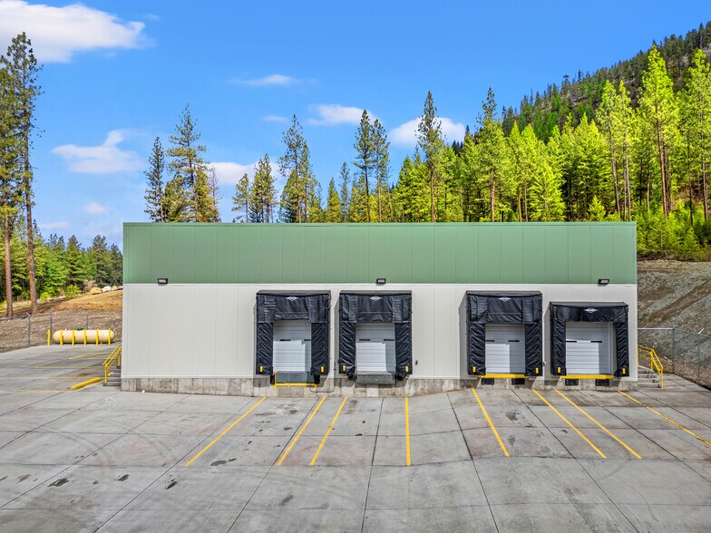 1287 S Highway 395, Addy, WA à vendre - Photo du bâtiment - Image 3 de 9