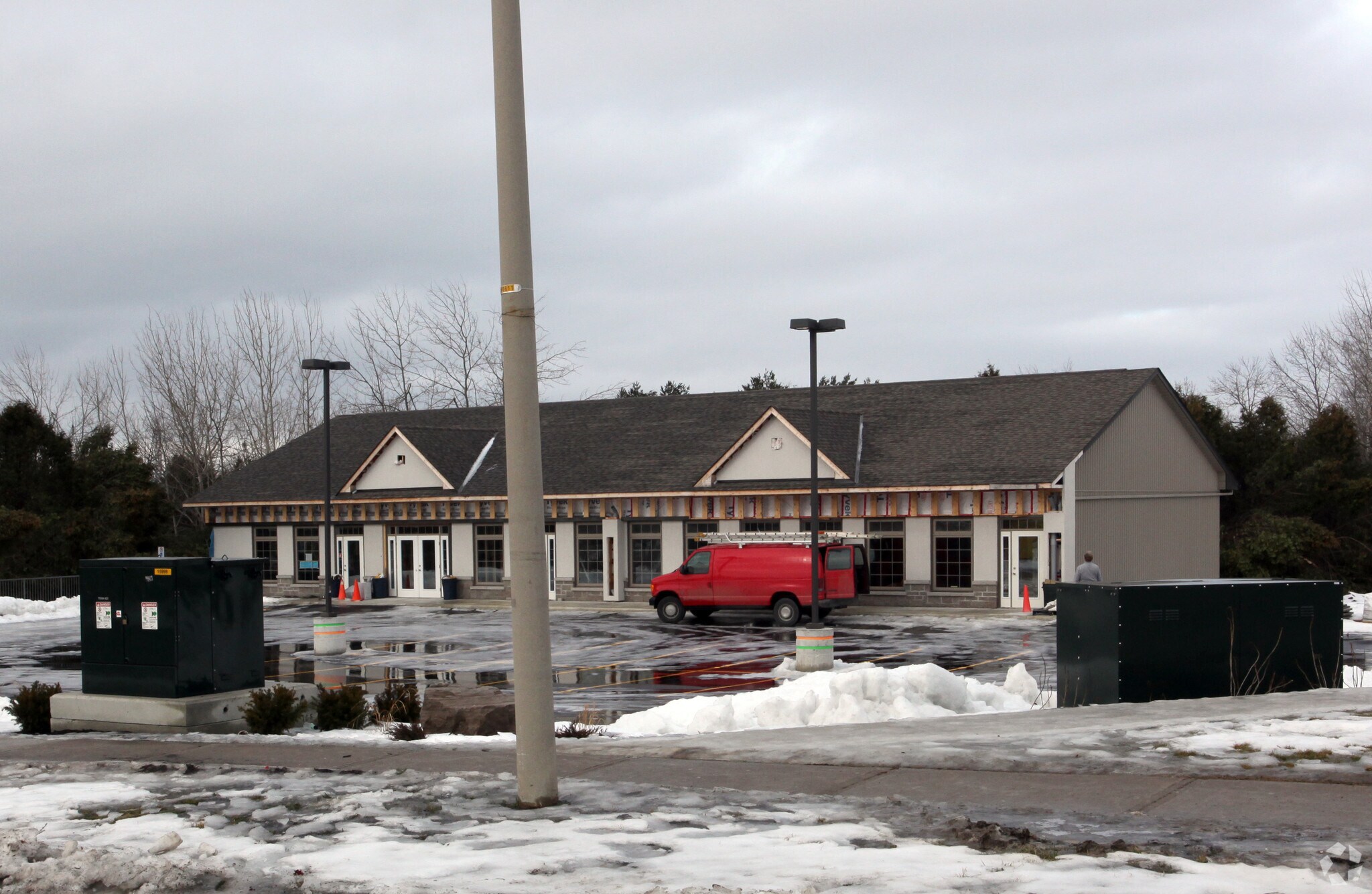 720 Elderberry Dr, Oshawa, ON for sale Primary Photo- Image 1 of 1