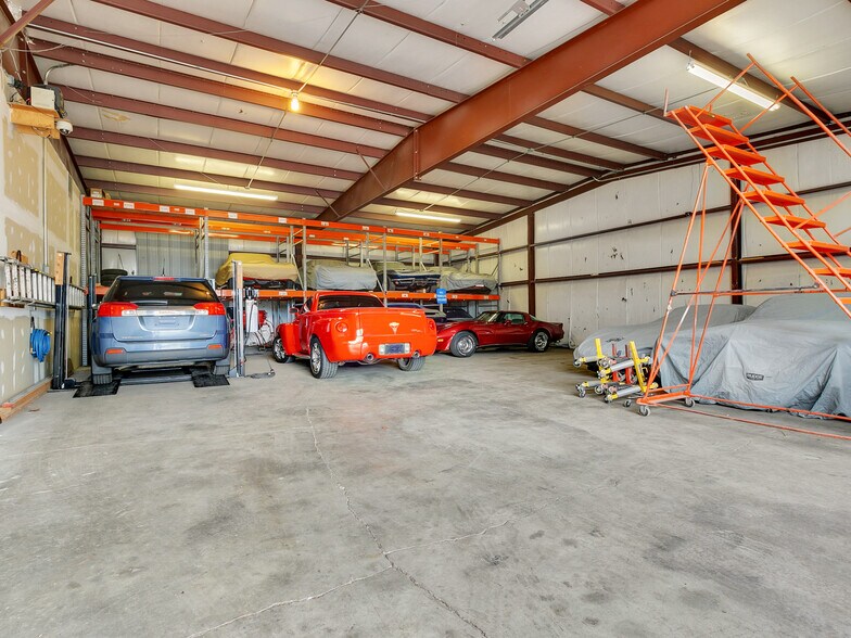 597 Winthrop St, Taunton, MA à vendre - Photo du bâtiment - Image 3 de 36