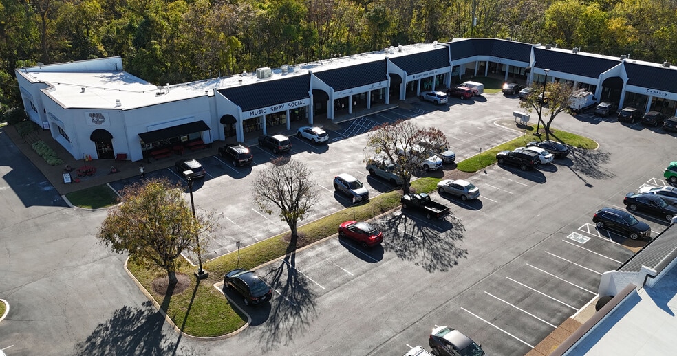 4825 Trousdale Dr, Nashville, TN for lease - Building Photo - Image 2 of 7