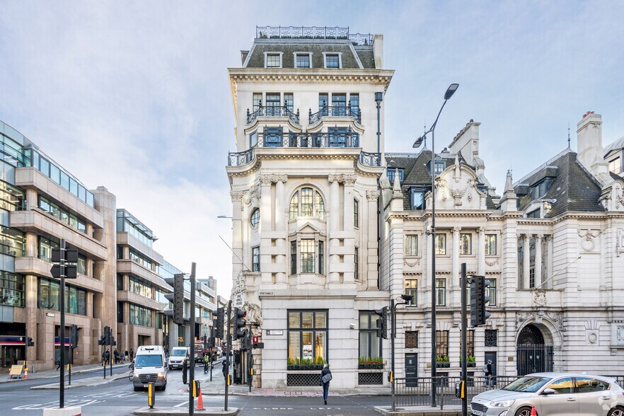 1 Queen Street Pl, Londres à louer - Photo du bâtiment - Image 3 de 6
