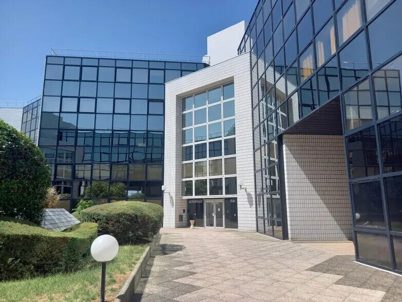 5 Avenue Albert Durand, Blagnac à louer - Photo du bâtiment - Image 2 de 11