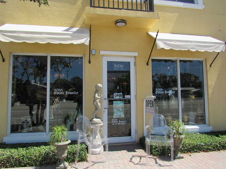 3600-3622 S Dixie Hwy, West Palm Beach, FL à vendre - Photo du bâtiment - Image 2 de 4