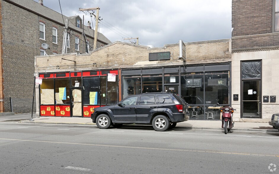 2009-2011 N Damen Ave, Chicago, IL for sale - Building Photo - Image 2 of 27