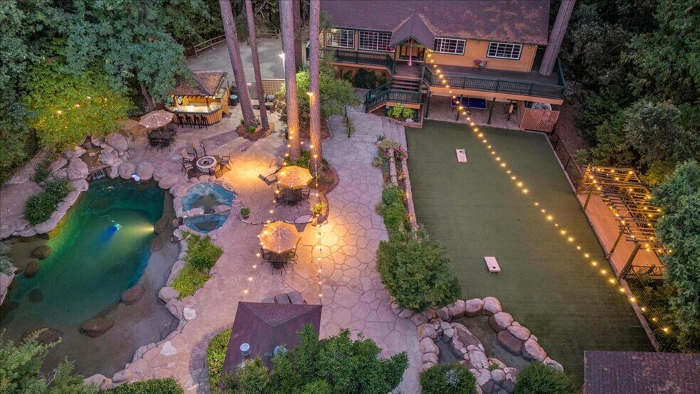 22732 Middle Camp rd, Sonora, CA à vendre - Photo du bâtiment - Image 3 de 132