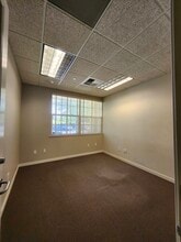 1110 Civic Center Blvd, Yuba City, CA for lease Interior Photo- Image 2 of 2