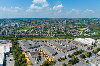 556 Edward Av, Richmond Hill, ON - AERIAL  map view