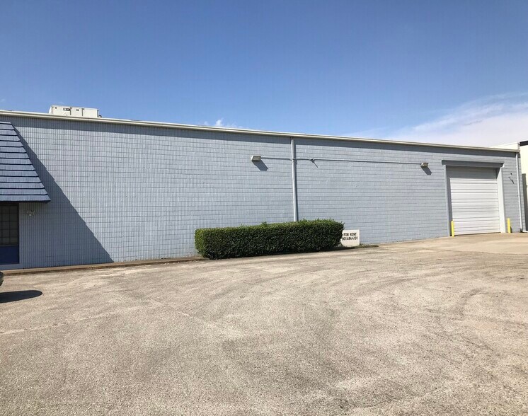 3817 Air Park St, Memphis, TN à vendre - Photo du bâtiment - Image 2 de 8