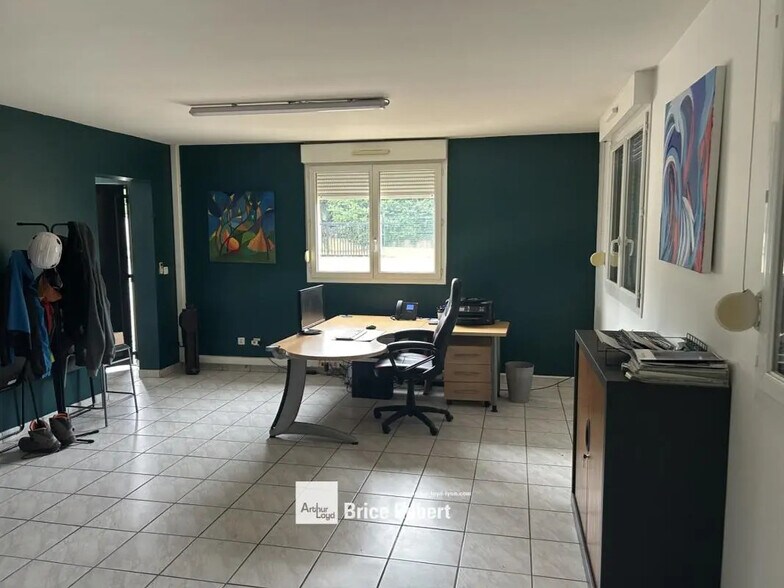 Bureau dans Grenay à louer - Photo intérieure - Image 2 de 6