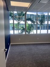 850 NW 42nd Ave, Miami, FL for lease Interior Photo- Image 2 of 6
