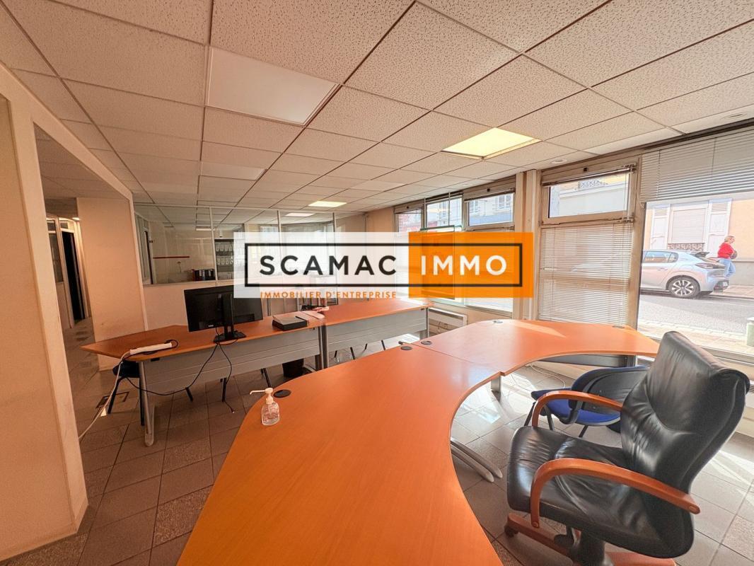 Office in Ivry-sur-Seine for sale Interior Photo- Image 1 of 6