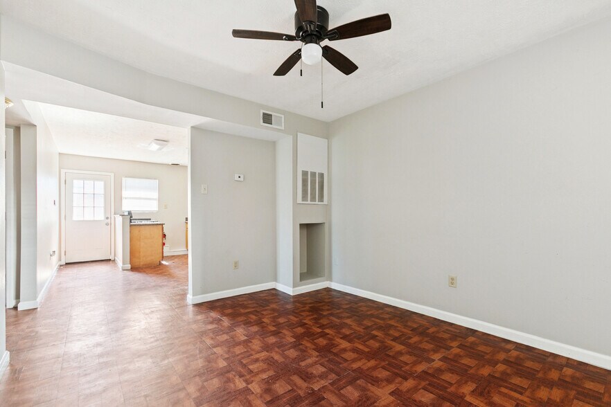 2222 Florida Ave, Kenner, LA à vendre - Photo du bâtiment - Image 3 de 10
