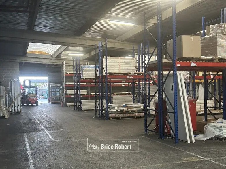 Flex dans Beynost à louer - Photo intérieure - Image 2 de 7