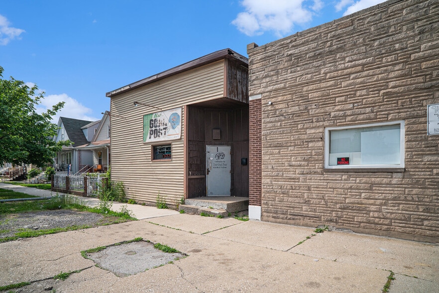 604 W 151st St, East Chicago, IN à vendre - Photo du bâtiment - Image 3 de 20