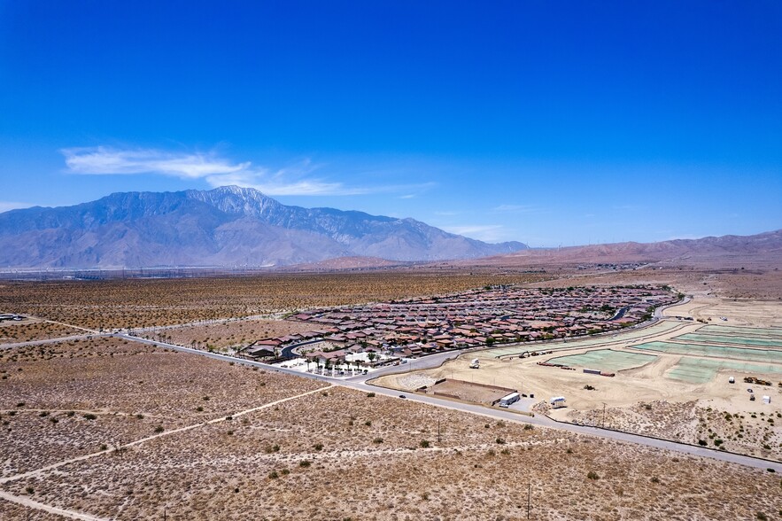 11th Ave, Desert Hot Springs, CA à vendre - Photo du bâtiment - Image 1 de 1