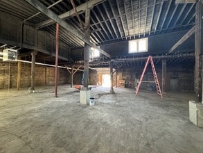 1616 Rowan St, Louisville, KY for lease Interior Photo- Image 1 of 7