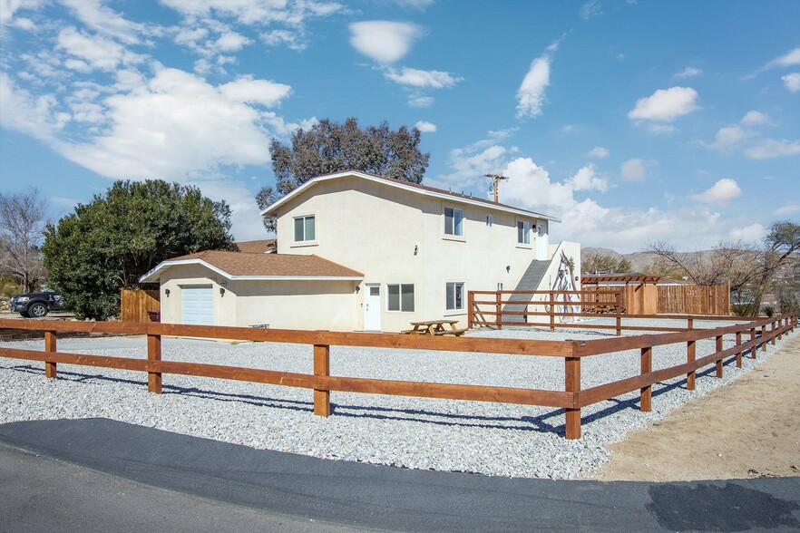 61786 Desert Air Rd, Joshua Tree, CA for sale - Primary Photo - Image 1 of 18