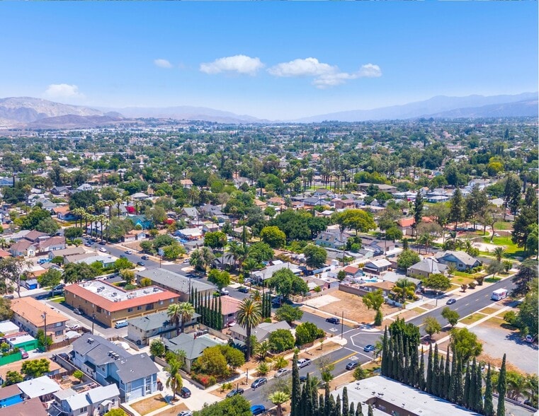 723 S Victoria Ave, Corona, CA for sale - Building Photo - Image 3 of 39