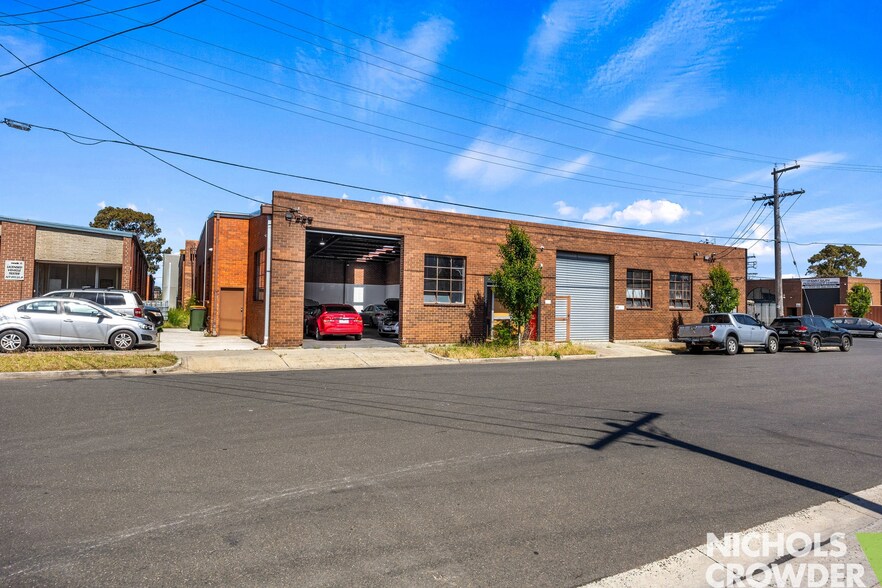 4-4A Elma Rd, Cheltenham à louer - Photo intérieure - Image 1 de 2