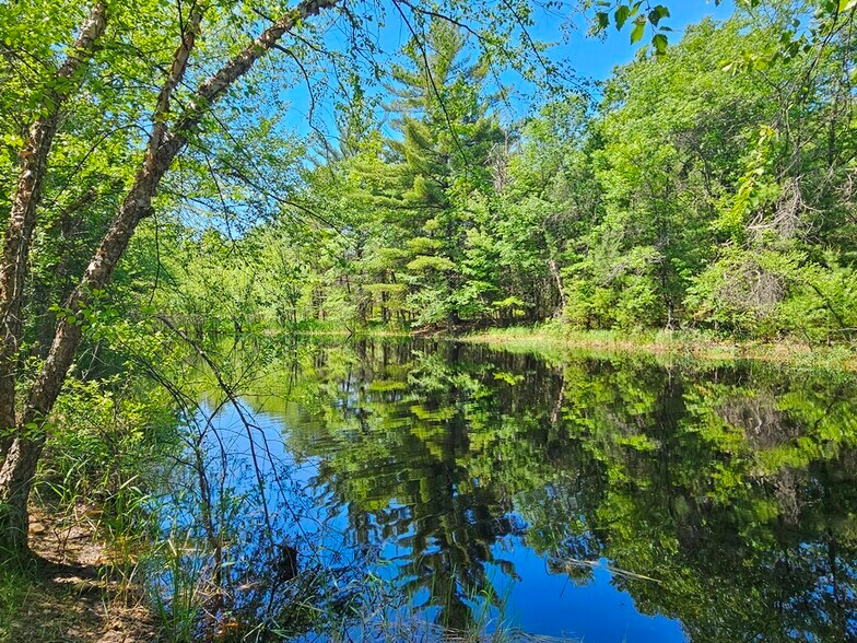 N13903 State Road 80, Necedah, WI à vendre - Photo du bâtiment - Image 2 de 30