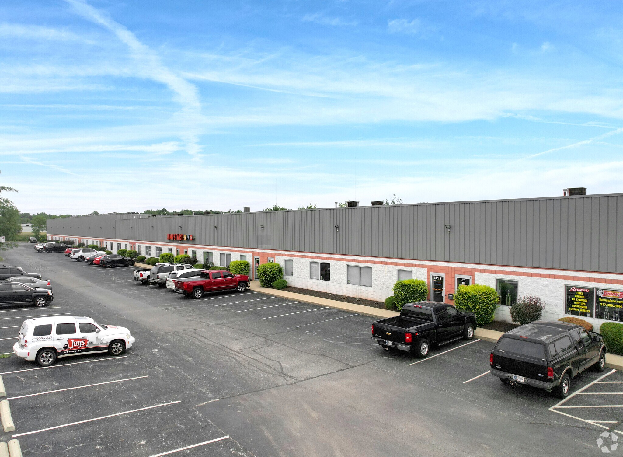 8320 Brookville Rd, Indianapolis, IN for lease Primary Photo- Image 1 of 11