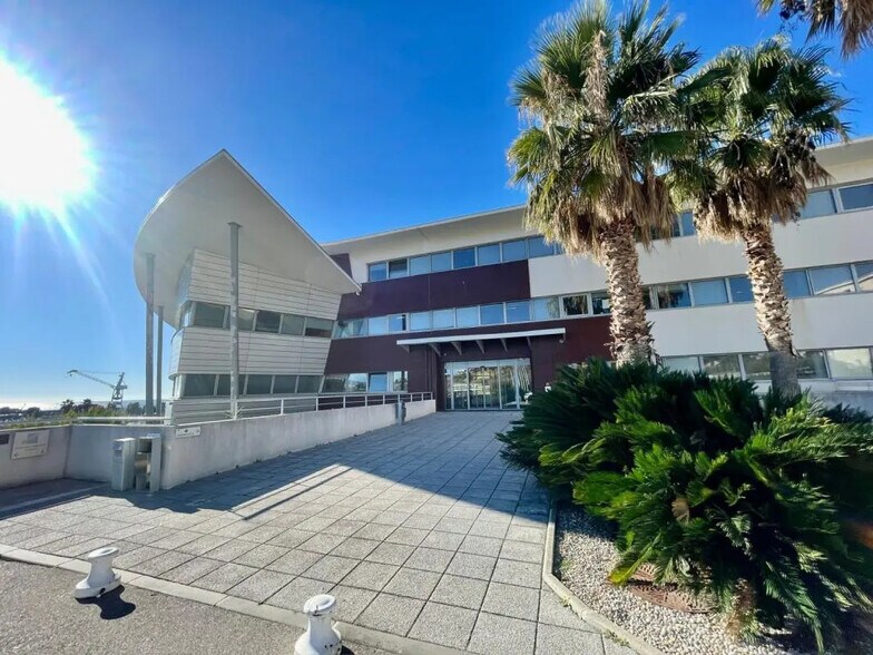 15 Rue Docteur Zamenhof, Marseille à vendre - Photo du bâtiment - Image 3 de 19