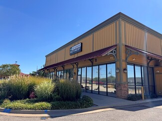 Plus de détails pour 150-180 W 15th St, Edmond, OK - Vente au détail à louer