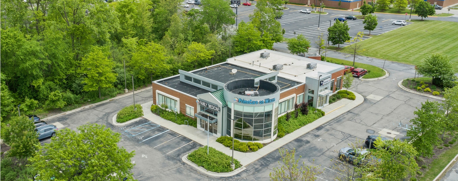 27250 Wixom Rd, Novi, MI à vendre Photo du bâtiment- Image 1 de 1