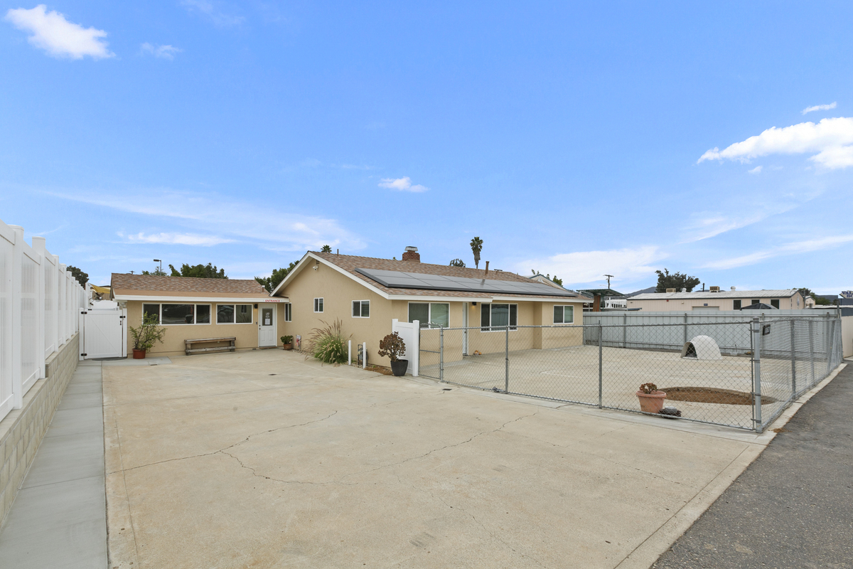 10631 Prospect Ave, Santee, CA for sale Primary Photo- Image 1 of 1