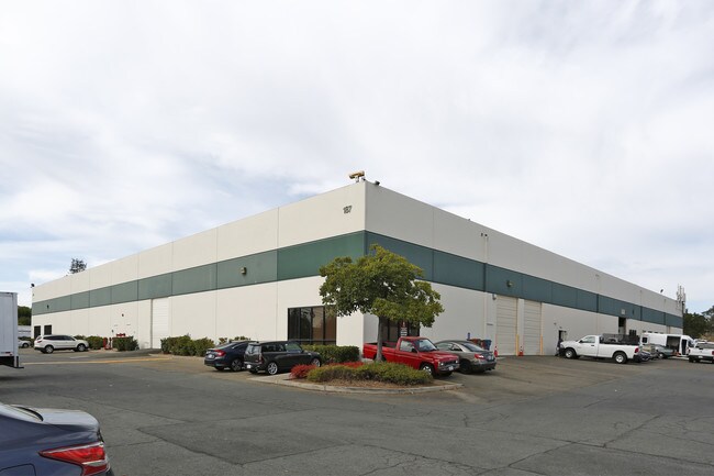 Plus de détails pour 187-189 Arthur Rd, Martinez, CA - Industriel à louer