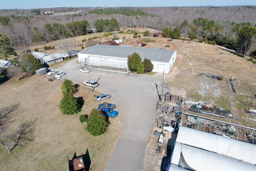 145 Angelicus Ln, Gaffney, SC à louer - Photo du bâtiment - Image 2 de 6