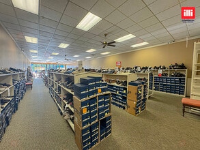 1419-1439 W Olive Ave, Burbank, CA à louer Photo intérieure- Image 1 de 9