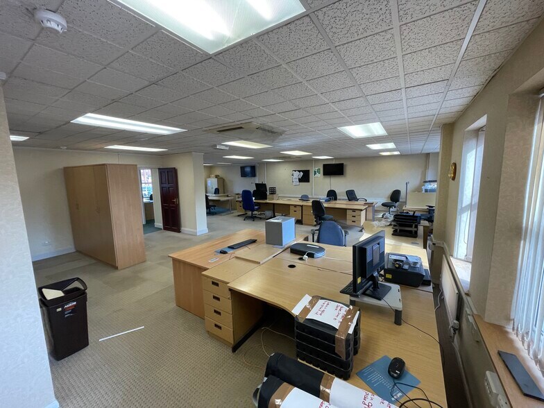 Brown St, Salisbury à louer - Photo du bâtiment - Image 2 de 5