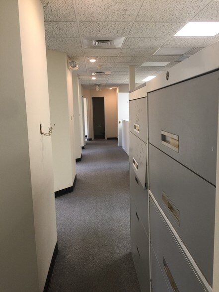 65 Mountain Blvd, Warren, NJ à louer - Photo du bâtiment - Image 2 de 35