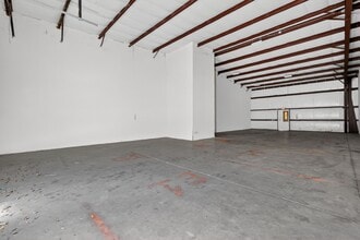 300 Richey Rd, Leesburg, FL for lease Interior Photo- Image 2 of 4
