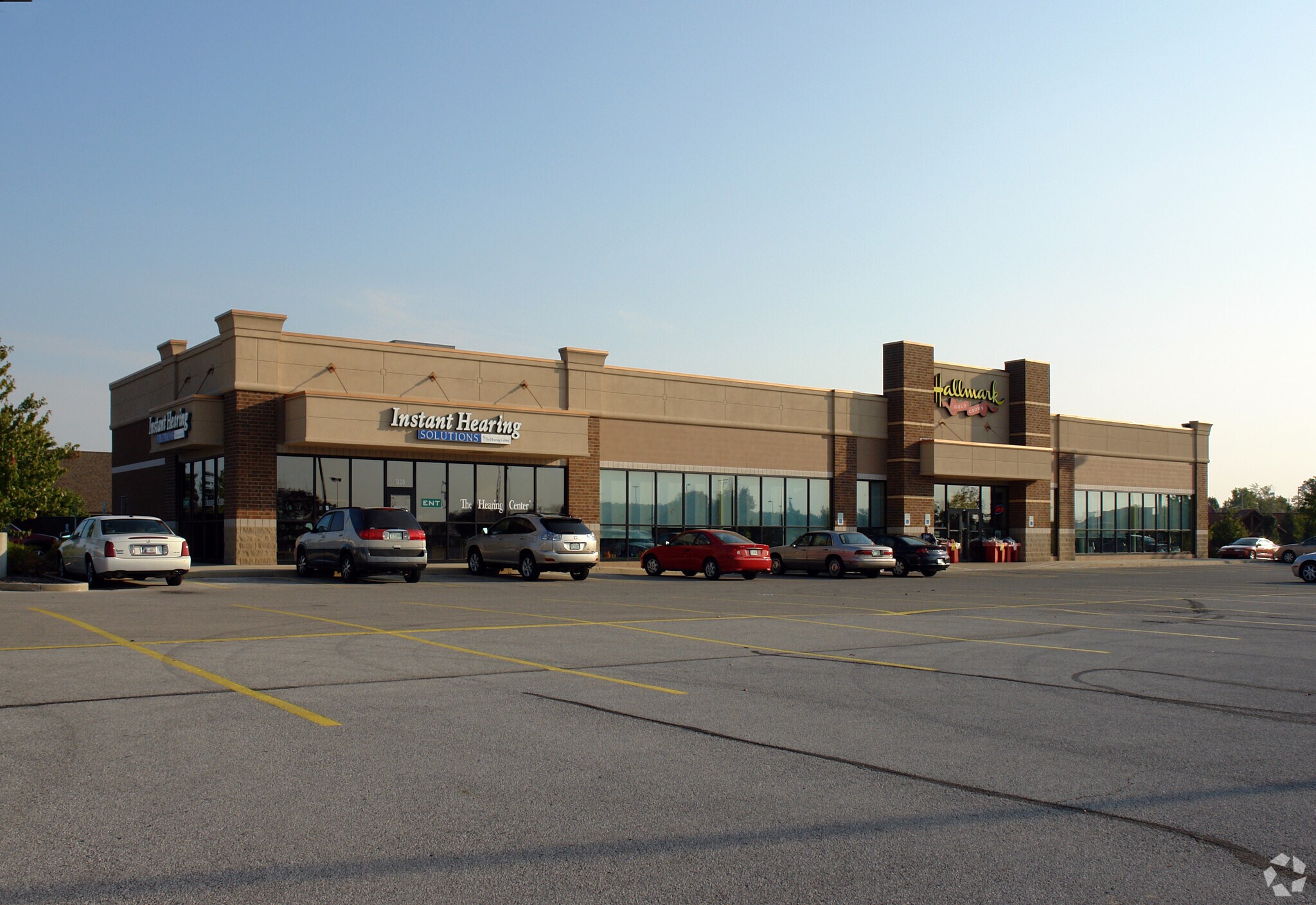 1302 Apple Glen Blvd, Fort Wayne, IN à louer Photo principale- Image 1 de 5