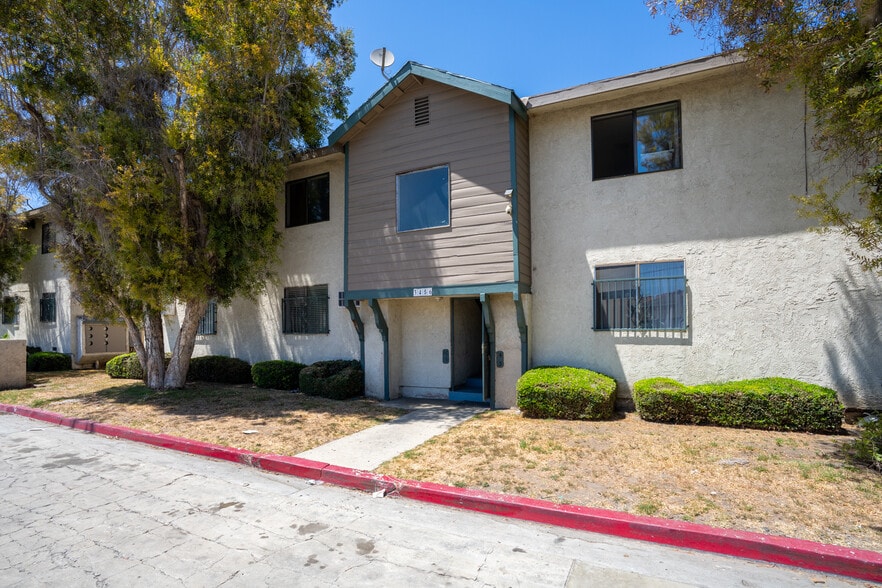 10965 Wright Rd, Lynwood, CA for sale - Building Photo - Image 2 of 33