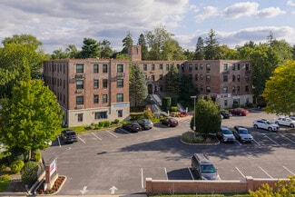 More details for 250 W Lancaster Ave, Wayne, PA - Retail for Lease