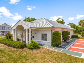 5907 Sr-22, Panama City, FL à louer Photo du bâtiment- Image 1 de 44