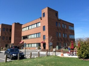 44 Shelter Rock Rd, Danbury, CT for lease Interior Photo- Image 2 of 20