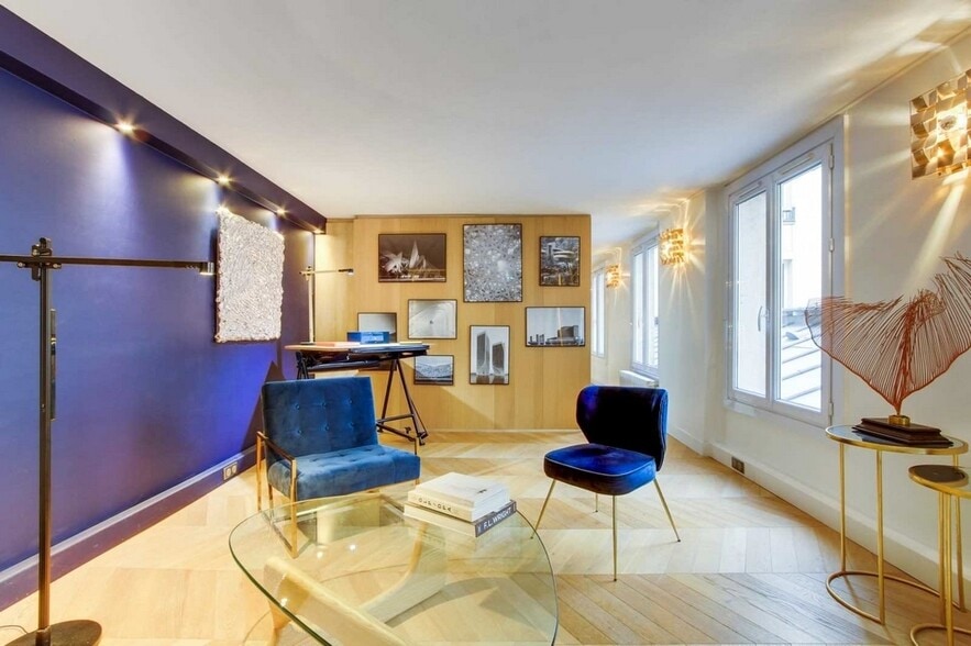 18 Rue Volney, Paris for lease - Building Photo - Image 1 of 7