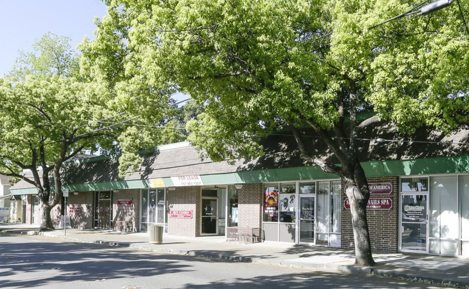 322-346 Cernon St, Vacaville, CA for lease - Building Photo - Image 1 of 2