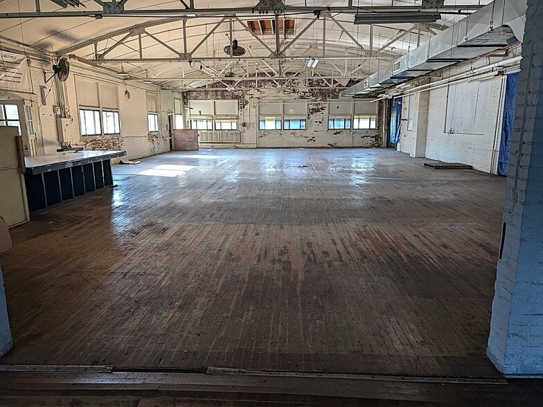 700 Commerce St, Danville, IL for sale - Building Photo - Image 3 of 4