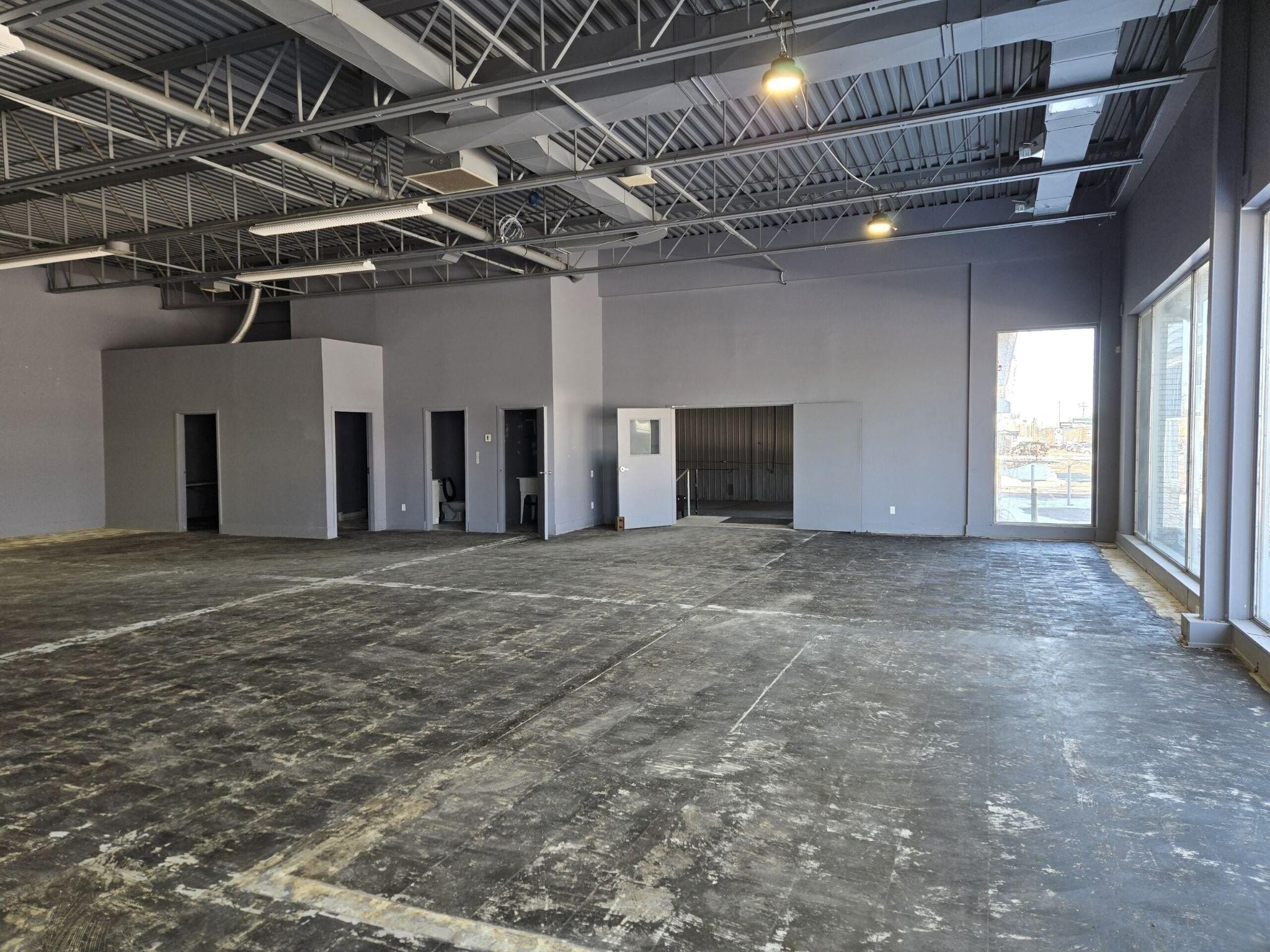 460 Larocque Ch, Salaberry-de-valleyfield, QC for lease Interior Photo- Image 1 of 4