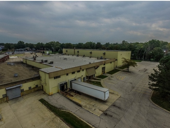 9864 Church St, Bridgman, MI for sale - Building Photo - Image 2 of 9