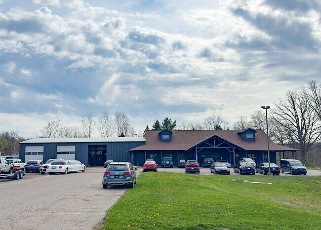 Plus de détails pour 3549 Lapeer Rd, Metamora, MI - Commerce de détail à louer