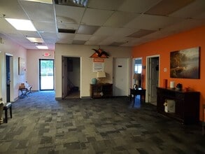 281-283 Dogburn Rd, West Haven, CT for lease Building Photo- Image 2 of 4