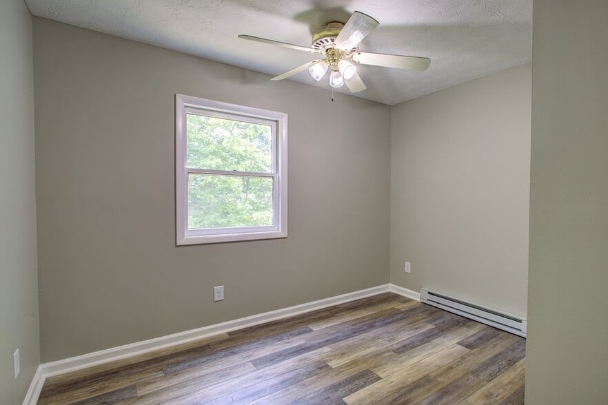 591 Margo Rd, Boone, NC for sale - Building Photo - Image 3 of 13